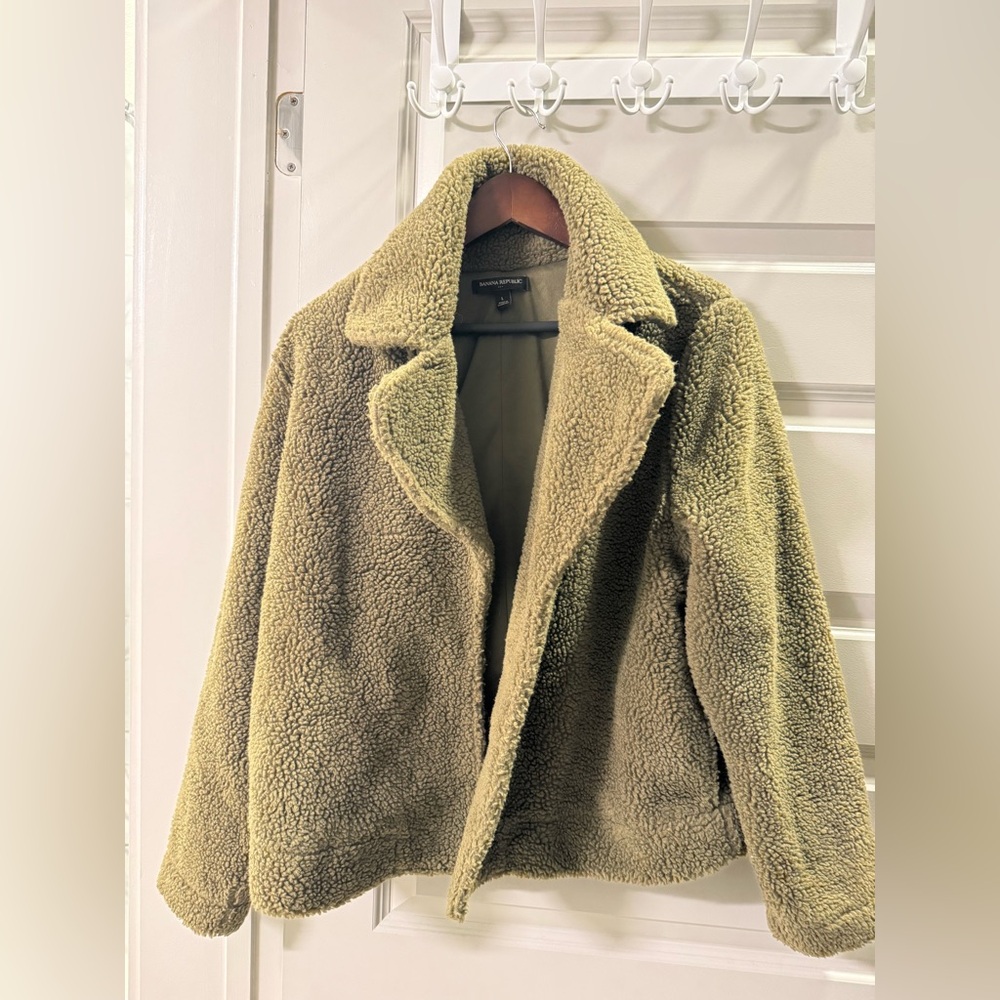 Cozy Olive Green Sherpa Jacket Banana Republic